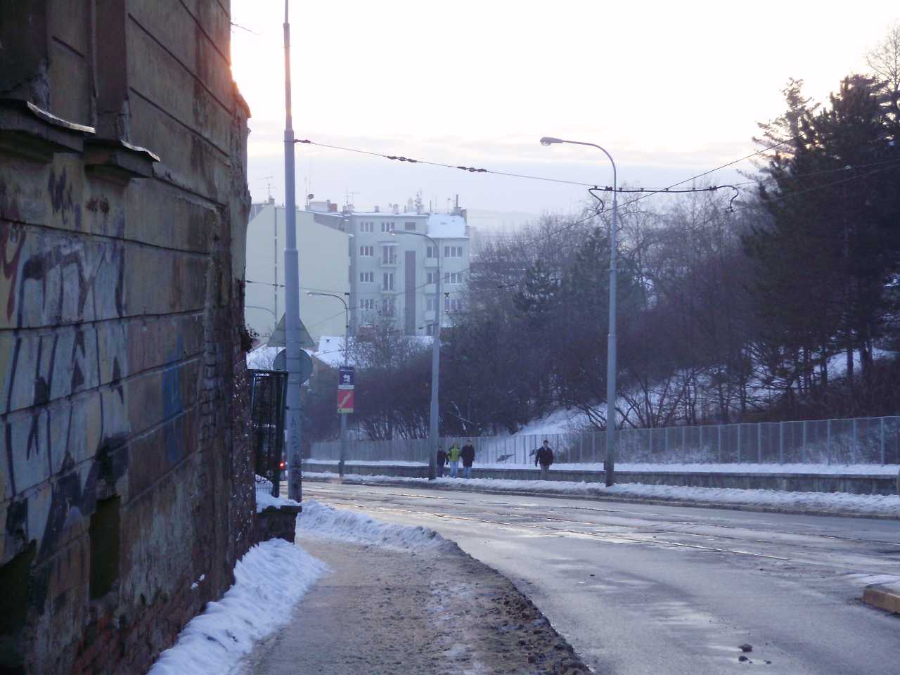 p2030448